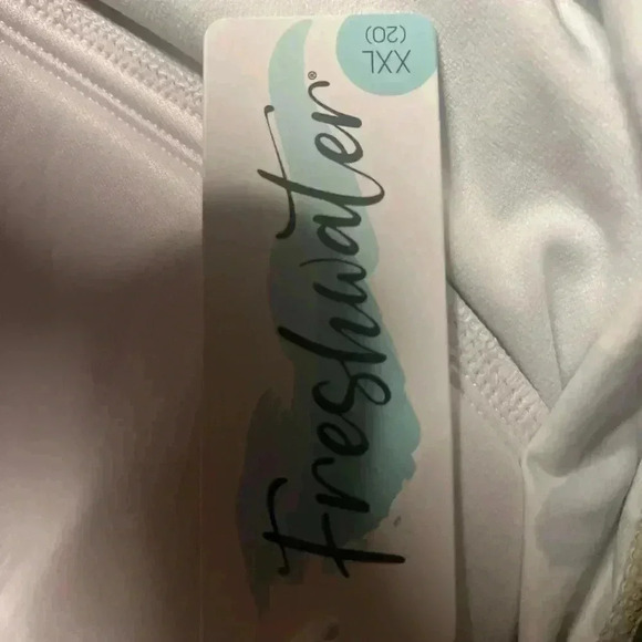 WOMENS CHEETAH ANIMAL PRINT FRESHWATER TANKINI TOP NWT XXL - Picture 4 of 8